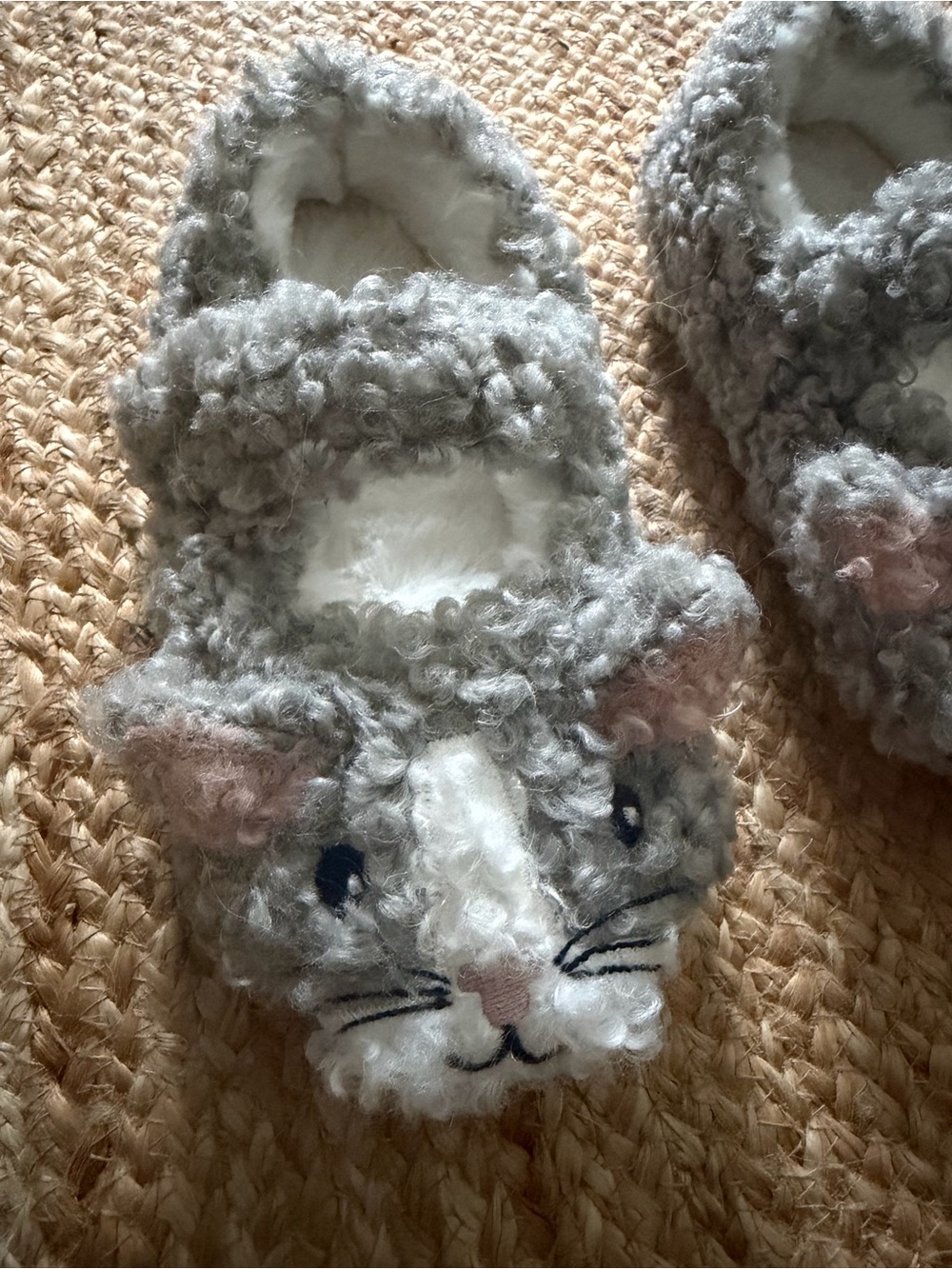 Mini Boden Gray Plush Cat Mary Jane Slippers with Pink Ear Accents - Picture 2 of 5